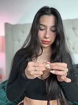 Snapshot of LoveLillyy chatting on 29, 1, 2025 LoveLillyy online show from 29, 1, 2025