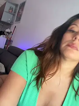 bellafreakyfun online show from 13, 7, 2026