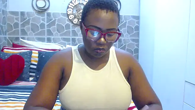 THREEHOLESPLEASURE99 online show from 10, 3, 2025