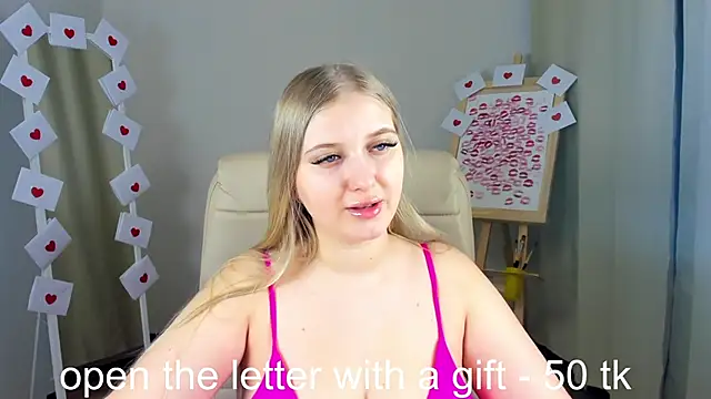 Adr1ana  online show from 8, 2, 2025