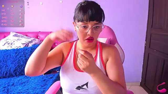 Snapshot of crissn0707 chatting on 17, 11, 2025 crissn0707 online show from 17, 11, 2025