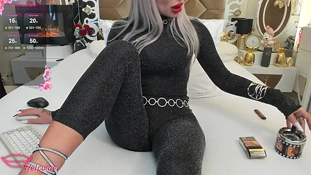 Snapshot of hotgirlsmoking_69xxx chatting on 15, 3, 2025 hotgirlsmoking 69xxx online show from 15, 3, 2025