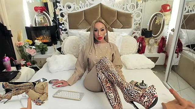 Snapshot of hotgirlsmoking_69xxx chatting on 23, 10, 2025 hotgirlsmoking 69xxx online show from 23, 10, 2025