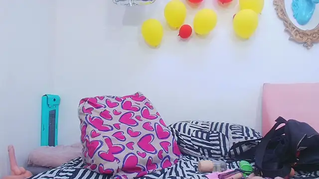 timkerbell  online show from 2, 10, 2025