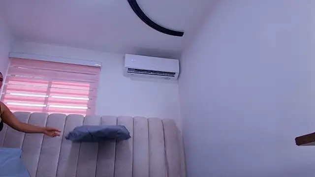 timkerbell  online show from 27, 2, 2026