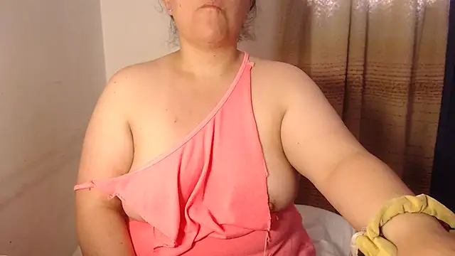 agathamiller01 online show from 26, 4, 2026