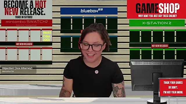 JennKenobi online show from 9, 10, 2025