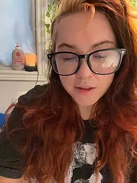 JennKenobi online show from 27, 7, 2026