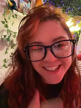 JennKenobi online show from 29, 7, 2026