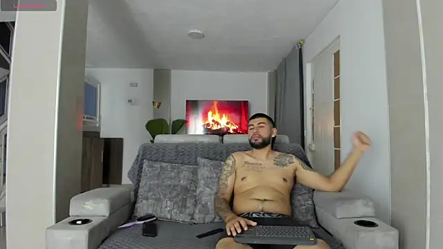 DulceRomance online show from 5, 3, 2026