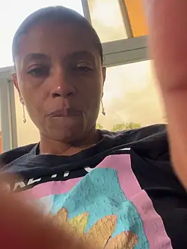 Snapshot of angelica_af chatting on 18, 12, 2024 angelica af online show from 18, 12, 2024