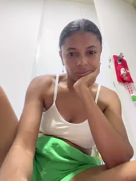 Snapshot of angelica_af chatting on 19, 12, 2024 angelica af online show from 19, 12, 2024