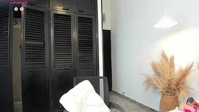 Snapshot of angelica_af chatting on 21, 10, 2025 angelica af online show from 21, 10, 2025