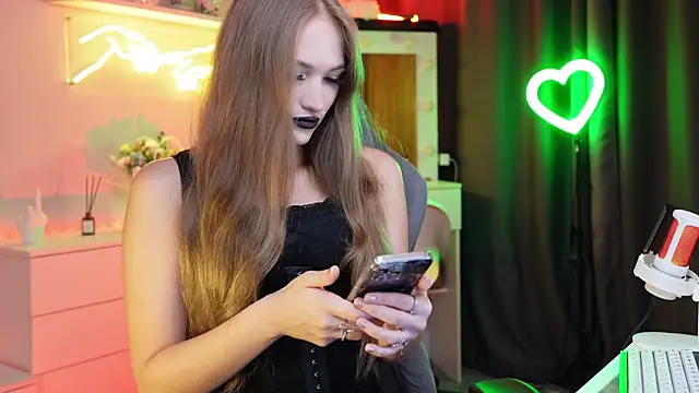 MrsTenderBeast online show from 10, 10, 2025