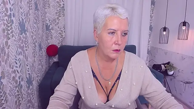 KathySunn online show from 9, 10, 2025