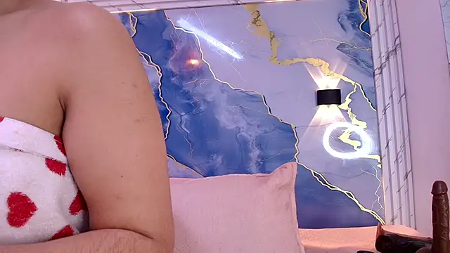 lorrayne  online show from 21, 10, 2025