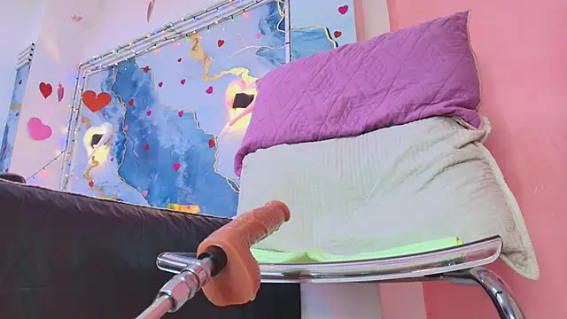 lorrayne  online show from 25, 2, 2026