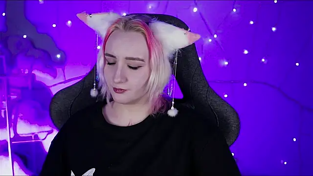 Snapshot of AsheLucker chatting on 21, 2, 2025 AsheLucker online show from 21, 2, 2025