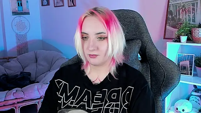 Snapshot of AsheLucker chatting on 3, 3, 2025 AsheLucker online show from 3, 3, 2025