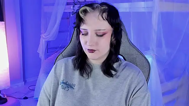 Snapshot of AsheLucker chatting on 28, 11, 2025 AsheLucker online show from 28, 11, 2025