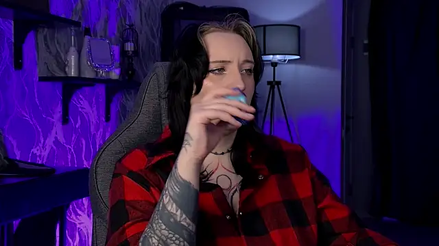 Snapshot of AsheLucker chatting on 10, 1, 2026 AsheLucker online show from 10, 1, 2026