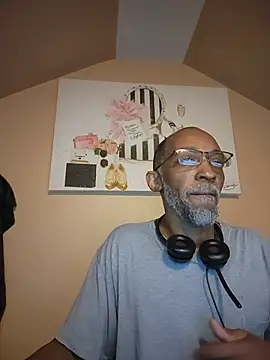Lonelynudist59 online show from 27, 7, 2026
