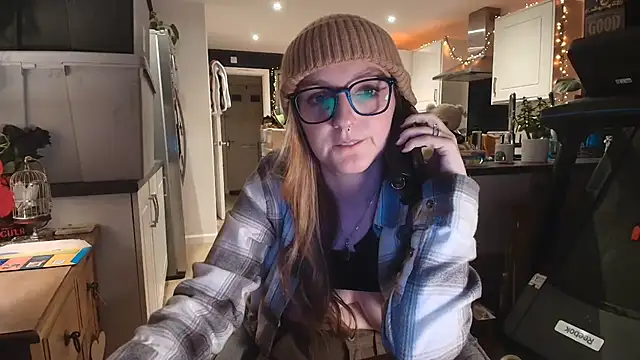 short sweetpea online show from 22, 10, 2025