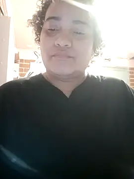 Hilarybunnyy online show from 3, 2, 2026