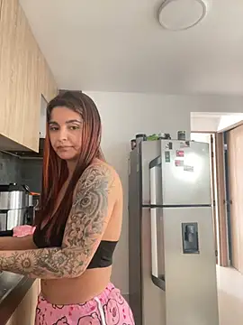 Sarah Jhonson online show from 18, 4, 2026