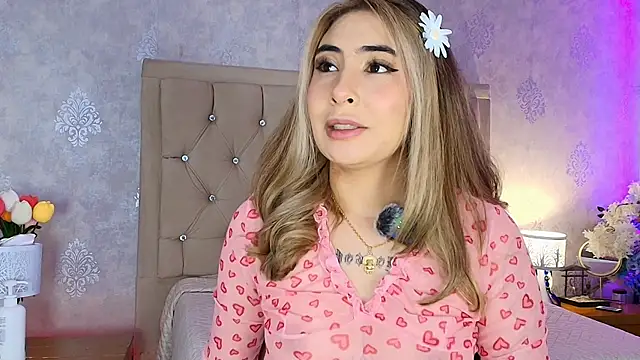 nini love01 online show from 25, 6, 2026
