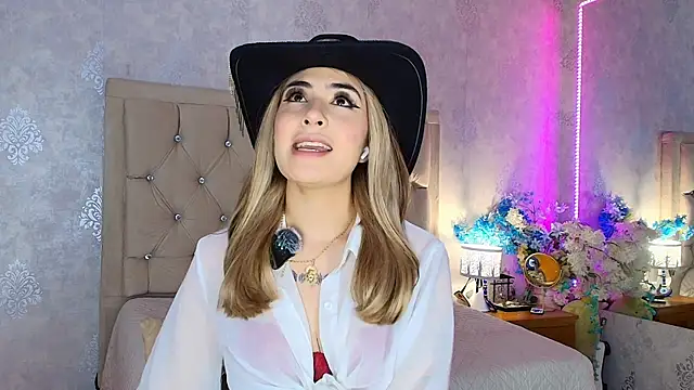 nini love01 online show from 4, 7, 2026