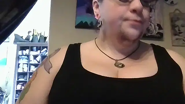 GothyBaby online show from 13, 11, 2025