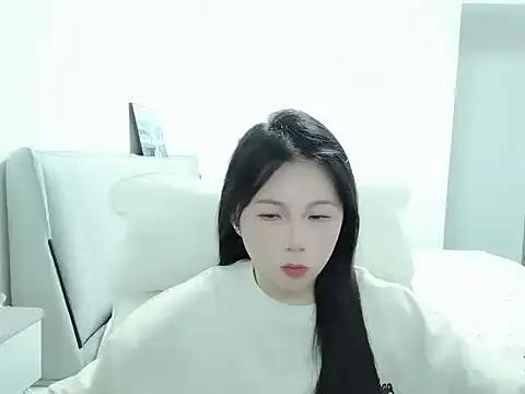 Sunset glow online show from 25, 4, 2026