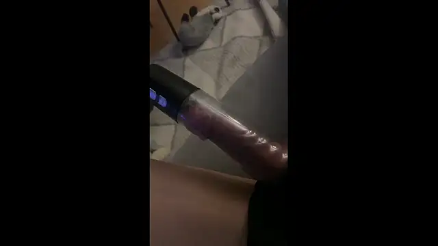 Snapshot of petuletra chatting on 8, 3, 2026 petuletra online show from 8, 3, 2026