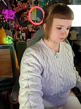 Snapshot of VelvetDiablo chatting on 7, 3, 2025 VelvetDiablo online show from 7, 3, 2025