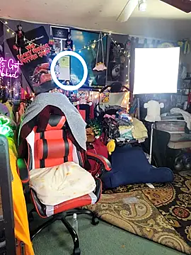 Snapshot of VelvetDiablo chatting on 7, 3, 2025 VelvetDiablo online show from 7, 3, 2025