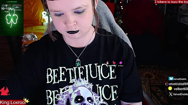 Snapshot of VelvetDiablo chatting on 12, 3, 2025 VelvetDiablo online show from 12, 3, 2025