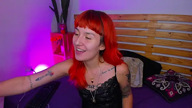 MaryJaneDove online show from 26, 2, 2025