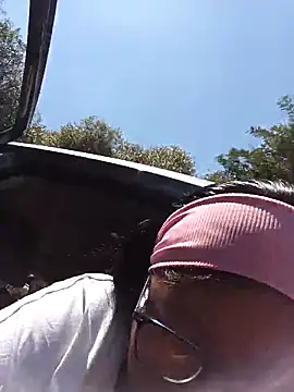 CuteHoney92 online show from 6, 2, 2026