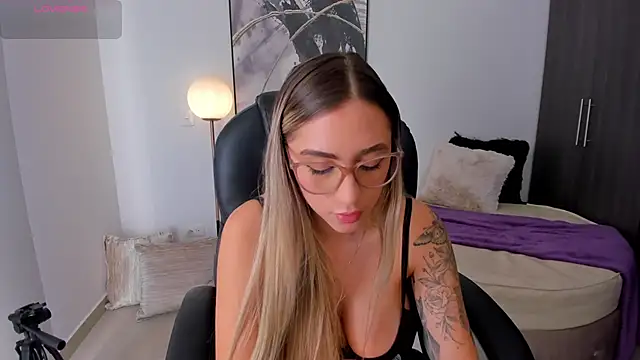 StacyConner online show from 21, 1, 2025