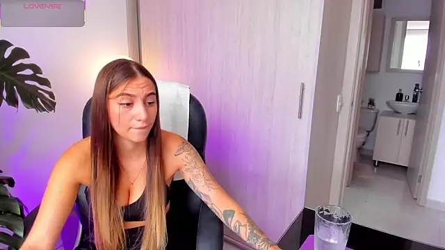 StacyConner online show from 20, 7, 2026