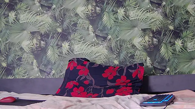 Alison Drew online show from 2, 12, 2025