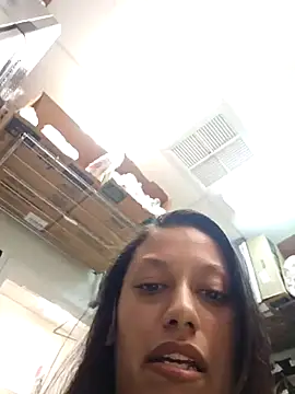 Snapshot of Nikkierosee chatting on 13, 12, 2024 Nikkierosee online show from 13, 12, 2024