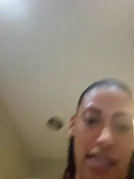 Snapshot of Nikkierosee chatting on 17, 3, 2025 Nikkierosee online show from 17, 3, 2025