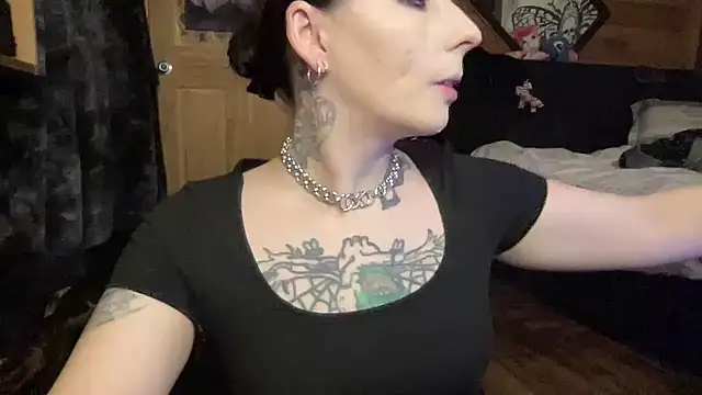 TeenyDoll online show from 26, 4, 2026