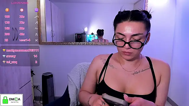 Snapshot of EricaVanderhill chatting on 14, 6, 2026 EricaVanderhill online show from 14, 6, 2026