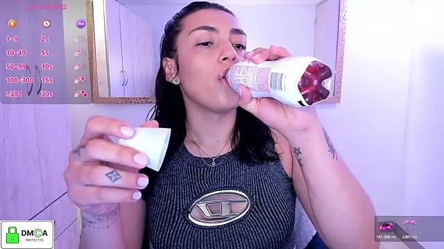 Snapshot of EricaVanderhill chatting on 28, 6, 2026 EricaVanderhill online show from 28, 6, 2026