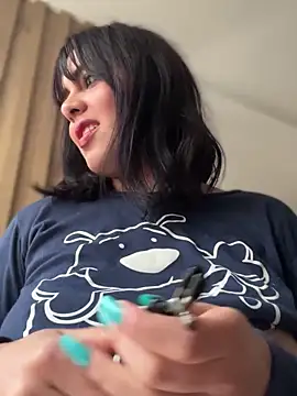 Snapshot of Roxxannne chatting on 20, 2, 2025 Roxxannne online show from 20, 2, 2025