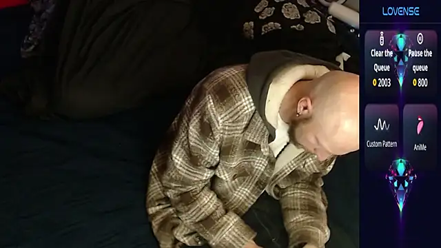 Snapshot of MaxRouger chatting on 26, 10, 2025 MaxRouger online show from 26, 10, 2025