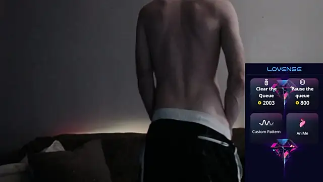 Snapshot of MaxRouger chatting on 12, 11, 2025 MaxRouger online show from 12, 11, 2025